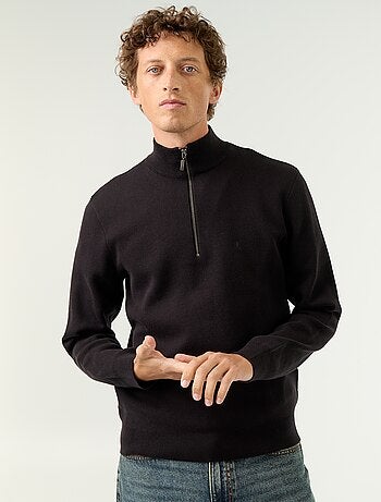 Pull avec col montant zippé