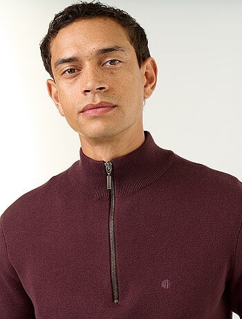 Pull avec col montant zippé
