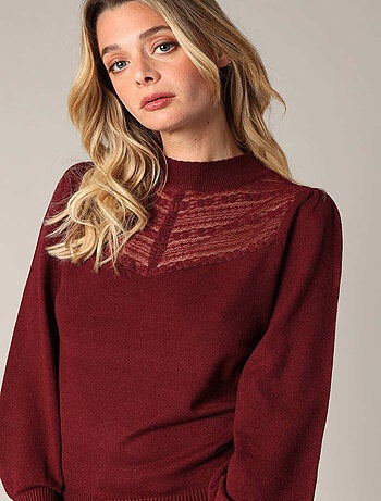 Pull avec empiècement en dentelle 'Deeluxe'