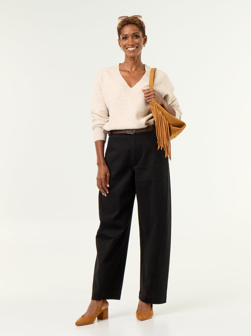 Pull avec grand col en V en maille côtelée Beige - Kiabi