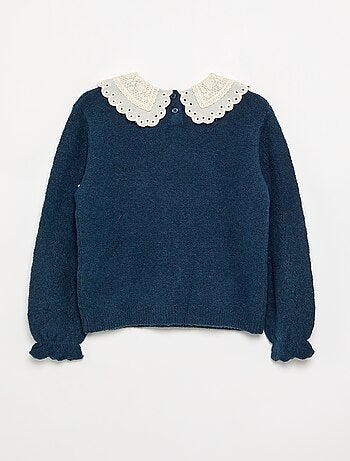 Pull avec un grand col brodé fantaisie