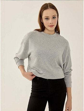 Pull basique coupe décontractée