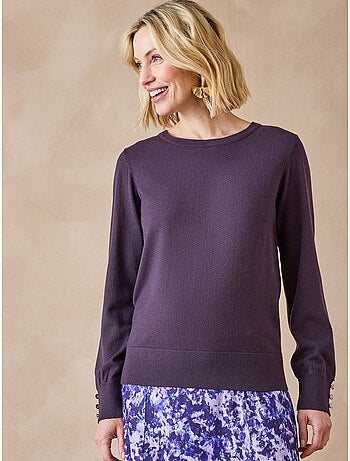 Pull boutons-bijoux aux manches