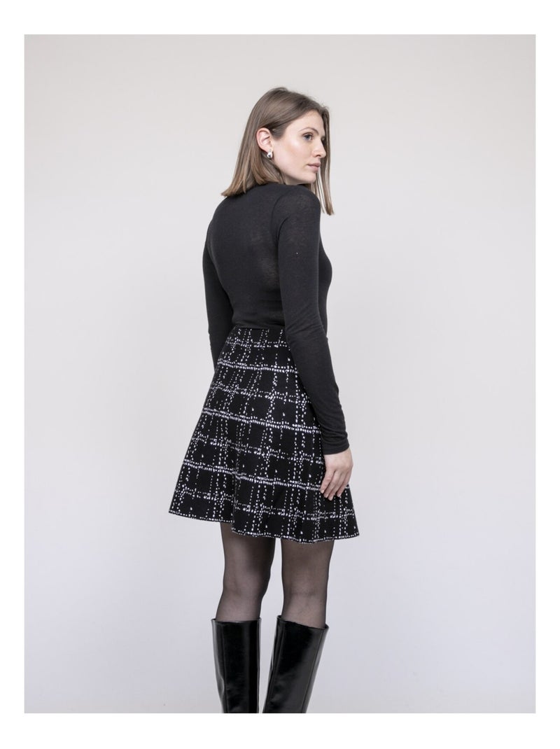 Pull cache coeur KEBIRA Noir - Kiabi