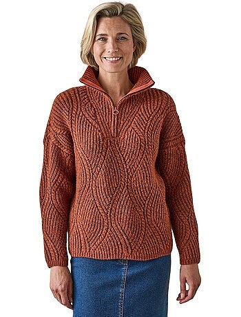 Pull camionneur fantaisie et bonnet