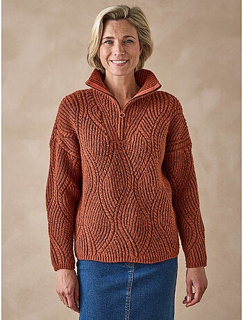 Pull camionneur fantaisie et bonnet