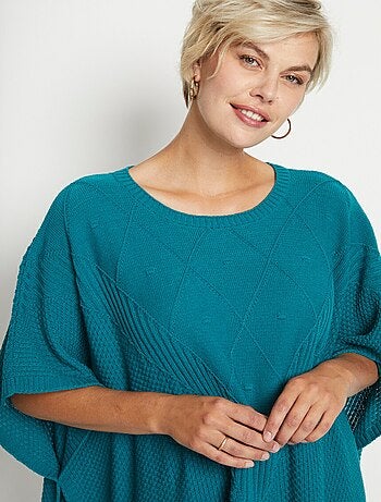 Pull cape en maille reliefée