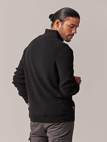 Pull chaud avec col montant zippé 'Deeluxe'