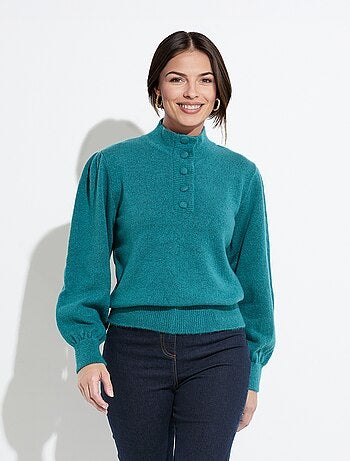 Pull chaud col montant boutonné