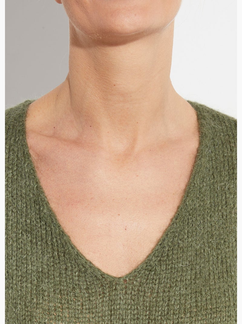 Pull chaud col V en maille avec mohair - AFIBEL Kaki - Kiabi