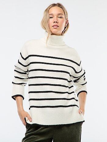 Pull col montant en maille grosse jauge