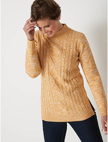Pull col montant maille torsadée