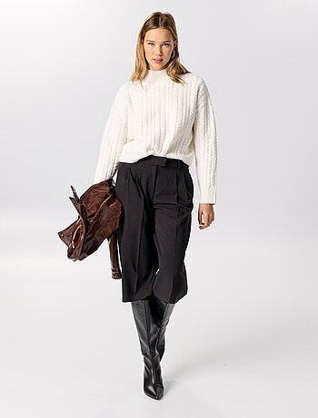 Pull col montant uni
