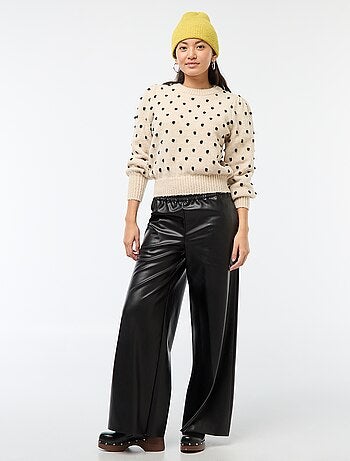 Pull col rond avec pois en relief