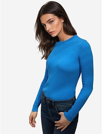 Pull col rond en maille ajustée