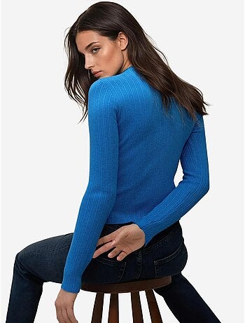 Pull col rond en maille ajustée