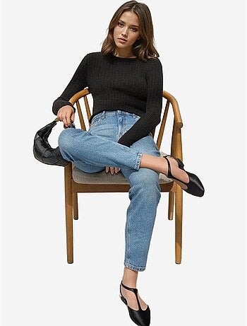 Pull col rond en maille ajustée
