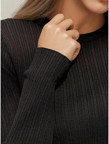 Pull col rond en maille ajustée