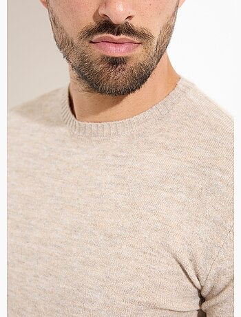 Pull col rond fine jauge, coupe ajustée