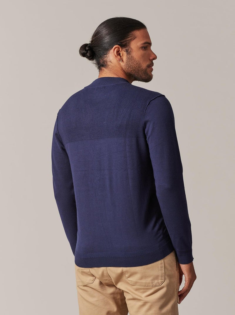 Pull col rond légèrement montant avec empiècement épaules et dos en maille côtelée 'Deeluxe' Bleu marine - Kiabi