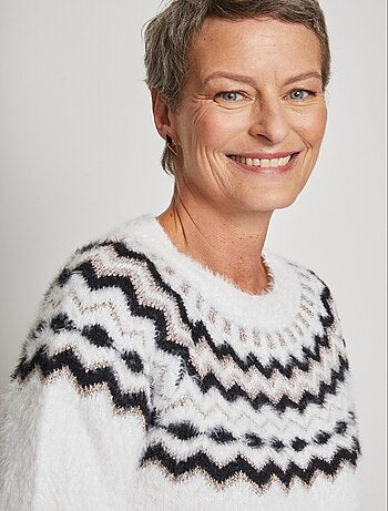 Pull col rond maille poilue jacquard soleil