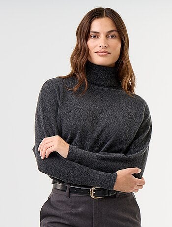Pull col roulé avec emmanchures chauve-souris