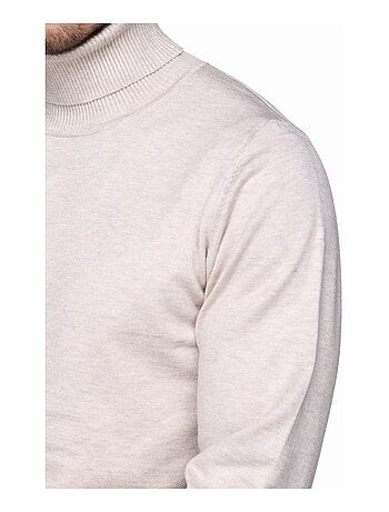 Pull col roulé