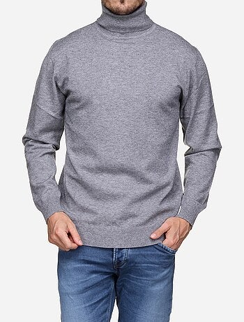 Pull col roulé
