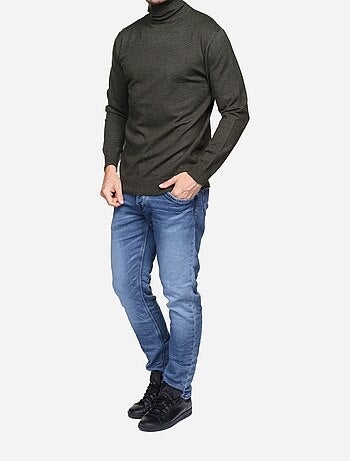 Pull col roulé