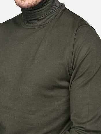 Pull col roulé