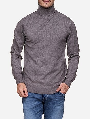 Pull col roulé