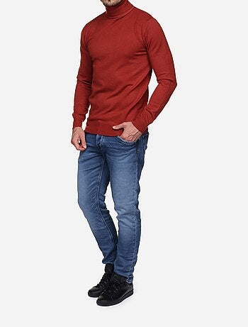 Pull col roulé