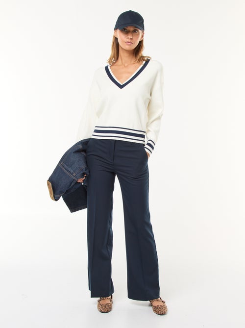 Pull col V avec bandes contrastées - Kiabi