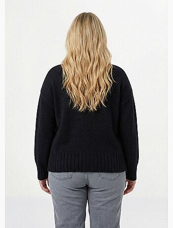 Pull col V avec broderies fleurs - AFIBEL