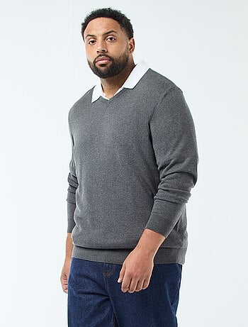 Pull col V en maille fine jauge