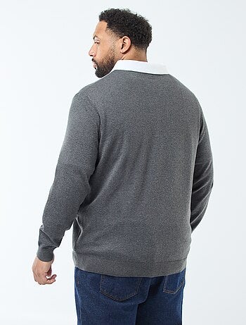 Pull col V en maille fine jauge