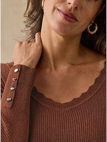 Pull col v finitions écailles - daxon