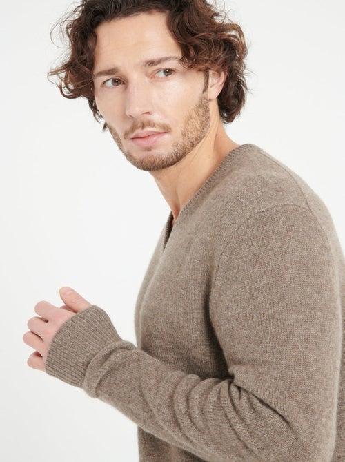 Pull col V homme 100% cachemire 4 fils - LUKE 13 - Kiabi