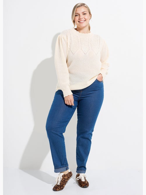 Pull col V maille fantaisie et sequins - AFIBEL - Kiabi Pull col V maille fantaisie et sequins - AFIBEL - Kiabi