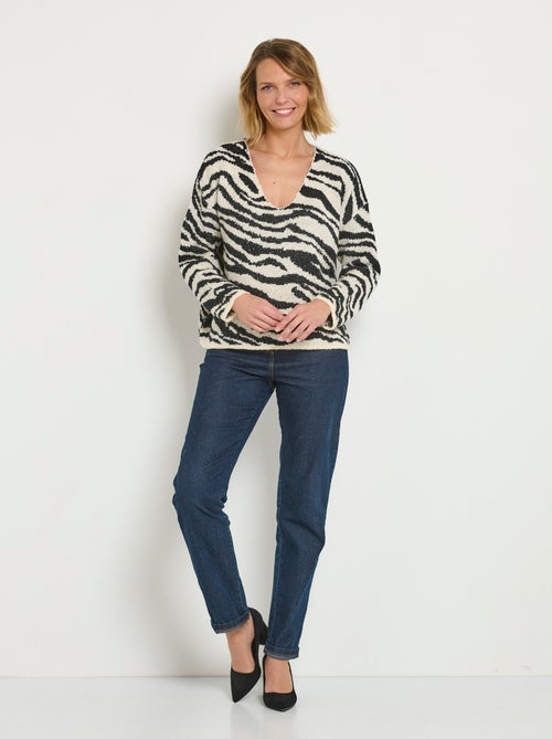 Pull col V maille mousseuse motif zèbre - AFIBEL - Kiabi