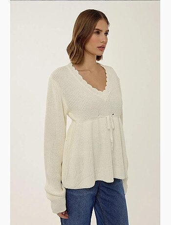 Pull col v tranché avec détails noués hiccup