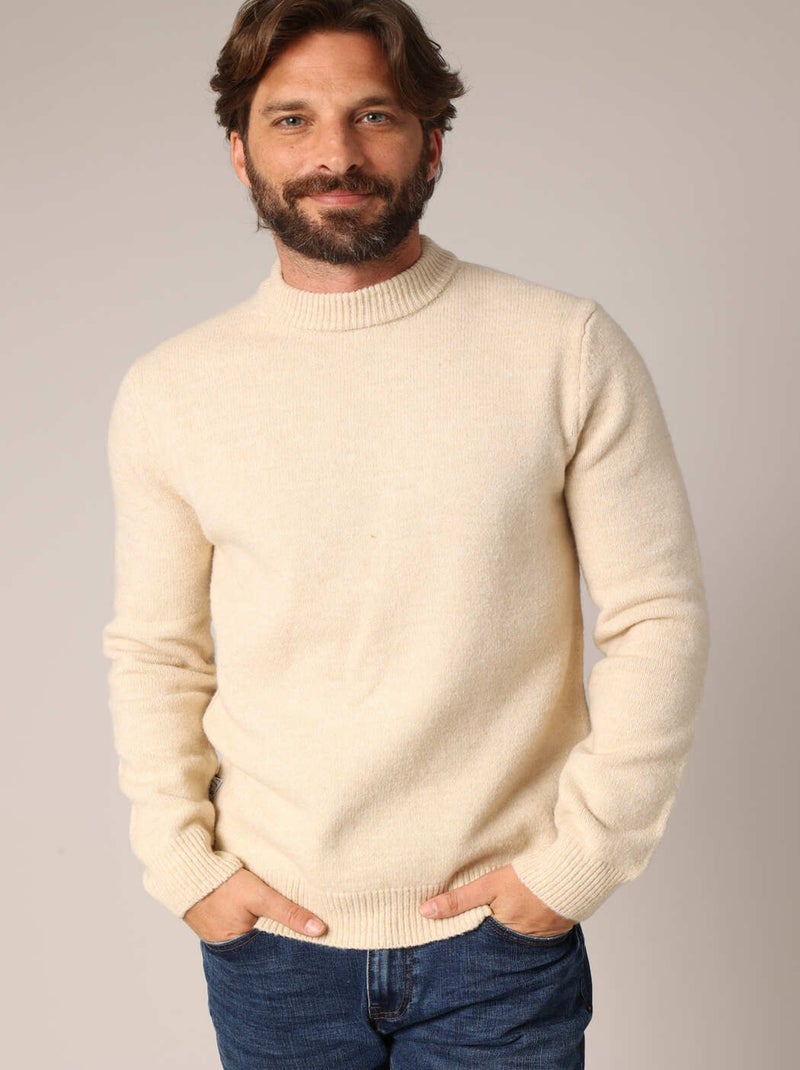 Pull côtelé col montant avec patch signature
 'Deeluxe' Blanc - Kiabi