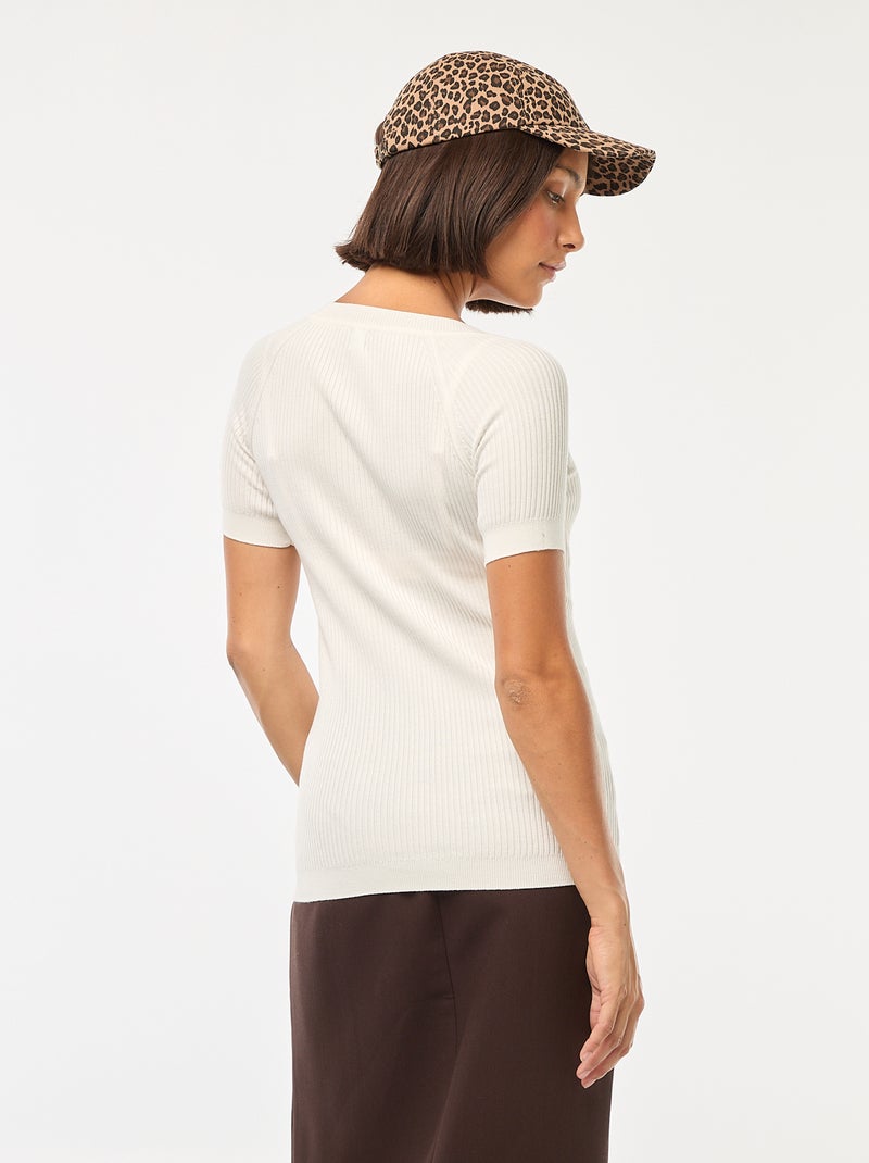 Pull côtelé manches courtes avec col rond dégagé Blanc - Kiabi