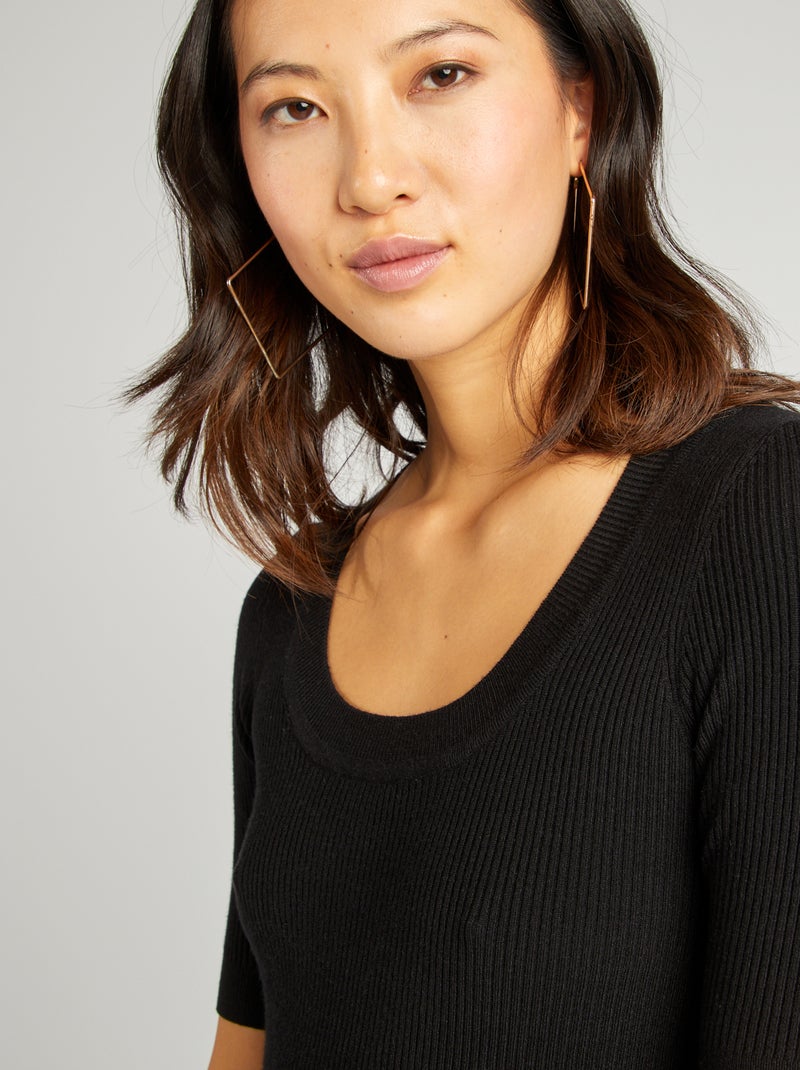 Pull côtelé manches courtes noir - Kiabi