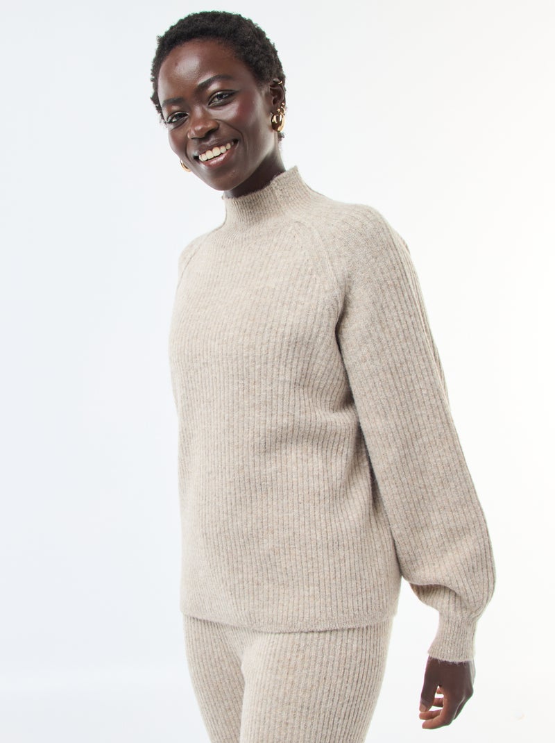 Pull côtelé manches longues et col montant Beige - Kiabi