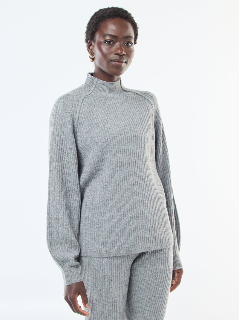 Pull côtelé manches longues et col montant Gris - Kiabi