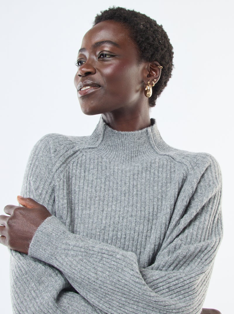 Pull côtelé manches longues et col montant Gris - Kiabi