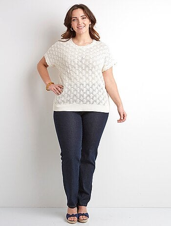 Pull coton court col rond ajouré effet crochet
