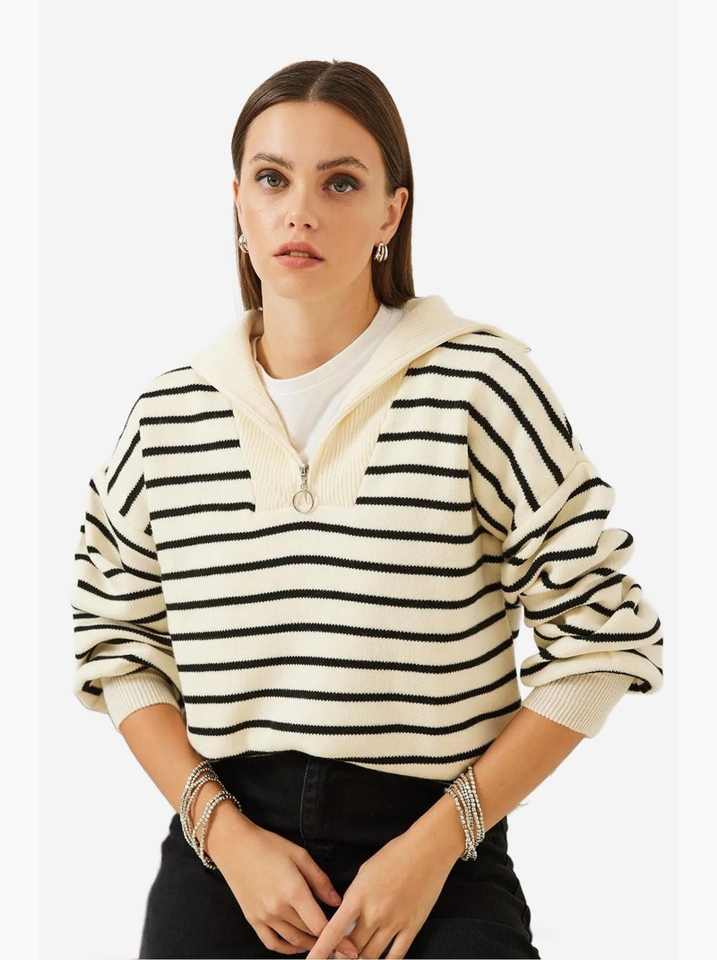 Pull court boxy à rayures avec col zippé lucci Noir - Kiabi