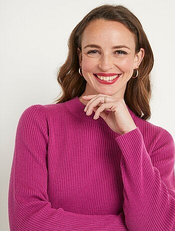 Pull court col montant maille côtelée